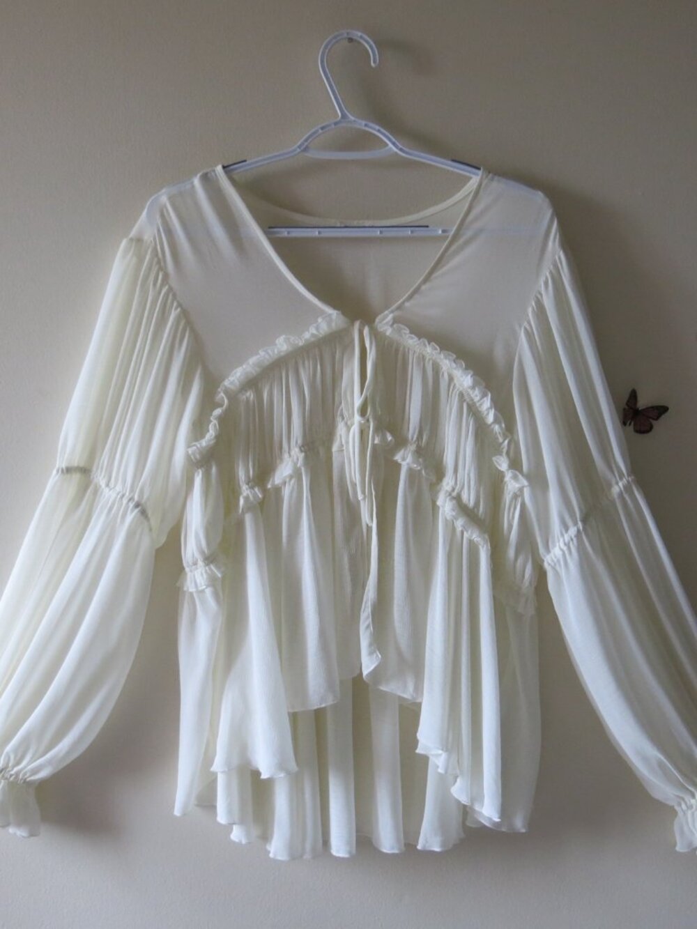 Kimchi Blue Amelia Bohemian Romantic Ruffle Sheer Babydoll Off White Top Size L - Picture 4 of 15